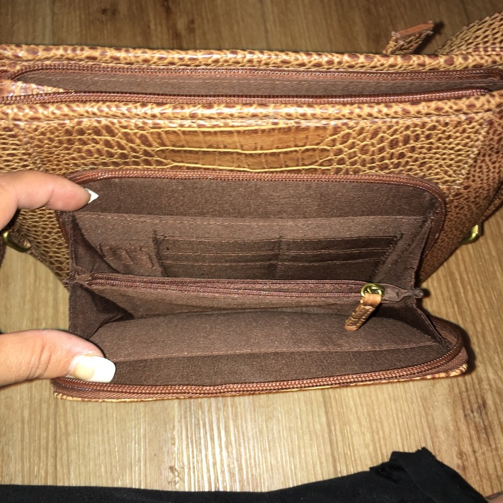 Purse - Picture 5 of 6